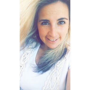 Meet your Posher, Jade